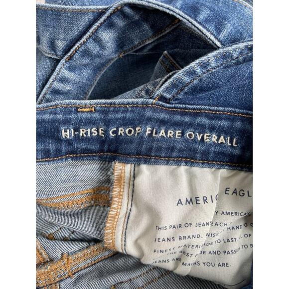American Eagle Hi Rise Crop Flare Overalls SZ 8 SHORT Raw Hem - Picture 8 of 9